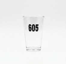 Load image into Gallery viewer, 605 Pint Glass | South Dakota Area Code Screen Printed Glass