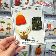 Load image into Gallery viewer, Hunting Magnet Set of 4 – Handpainted Steel Outdoor Décor by Roeda Studio