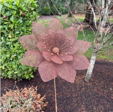 Load image into Gallery viewer, Elegant Garden Design Home Decor - Garden - Outdoor Eonie Flower Stake