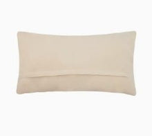 Load image into Gallery viewer, Peking Handicraft Pillow Holly w/Berries Pillow