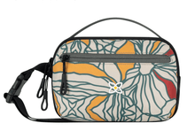 Load image into Gallery viewer, Sherpani Fiori Hyk Bag
