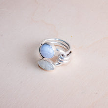Load image into Gallery viewer, Lilly Barrack Lace Agate Moonstone Ring
