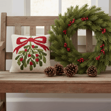 Load image into Gallery viewer, Peking Handicraft Pillow Mistletoe Pillow