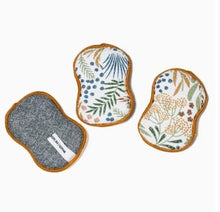 Load image into Gallery viewer, Once Again Home Kitchen & Home Multi Leaf Gold Reusable Scrubber Sponges – Set of 3