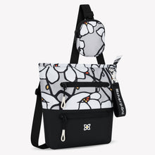 Load image into Gallery viewer, Sherpani Sadie Bag
