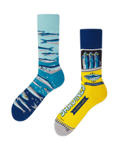Load image into Gallery viewer, Many Mornings Socks The Sardines Novelty Socks