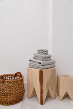 Load image into Gallery viewer, Geometry Towels Washcloth Set - Waffle