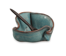 Load image into Gallery viewer, Hilborn Pottery Proudly Handmade in Ontario, CA Mustard Pot Grey White