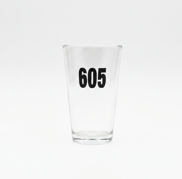 Vital Industries Barware 605 Pint Glass | South Dakota Area Code Screen Printed Glass