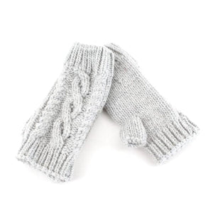 Pretty Persuasions Grey Cable Knit Gloves