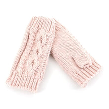 Load image into Gallery viewer, Pretty Persuasions Pink Cable Knit Gloves
