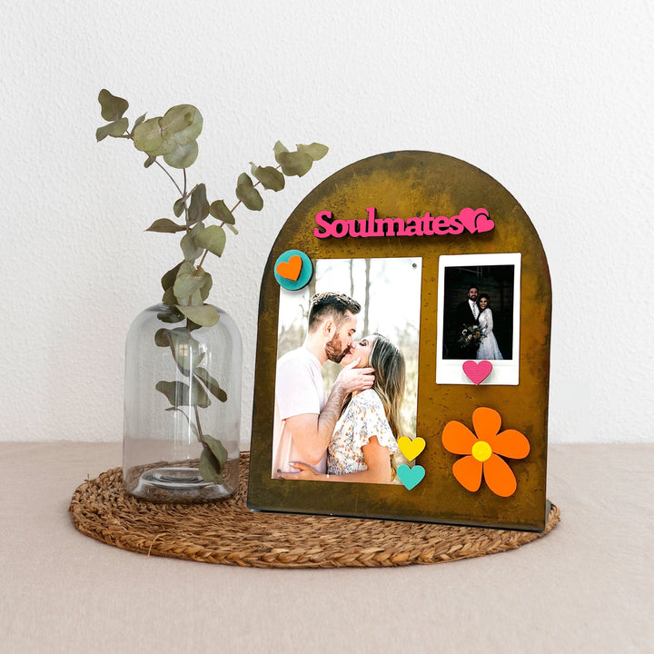 Prairie Dance Curved Magnetic Frame