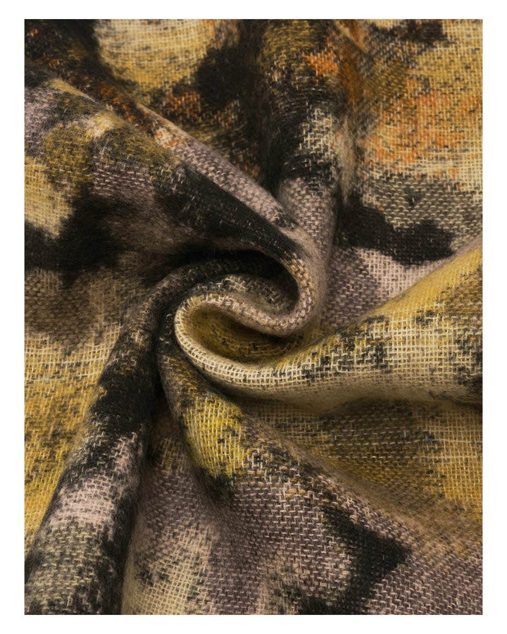 FRAAS Scarves FRAAS Forest Flower Cashmink Scarf – Caviar