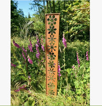 Load image into Gallery viewer, Winfield Designs Home &amp; Garden - Outdoor Decor 6" Single Row Flowers Garden Panels
