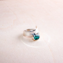 Load image into Gallery viewer, Lilly Barrack Green Quartz Ring
