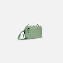 Load image into Gallery viewer, Sherpani Olivine Hyk Bag

