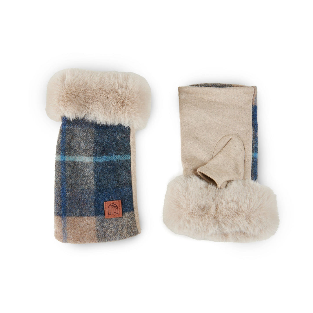 Islander UK Lambswool Mittens Islander UK Lambswool Mittens – Navy/Beige Tartan