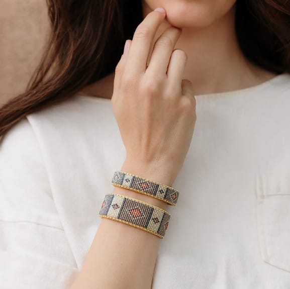 Etkie Jewelry Mattie Beaded Glass Cuff -Small