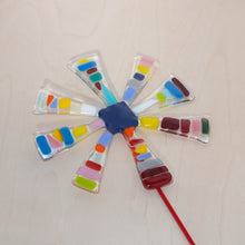 Load image into Gallery viewer, 8 Petals Design Proudly Handmade in South Carolina, USA Medium Fused Glass Garden Stake
