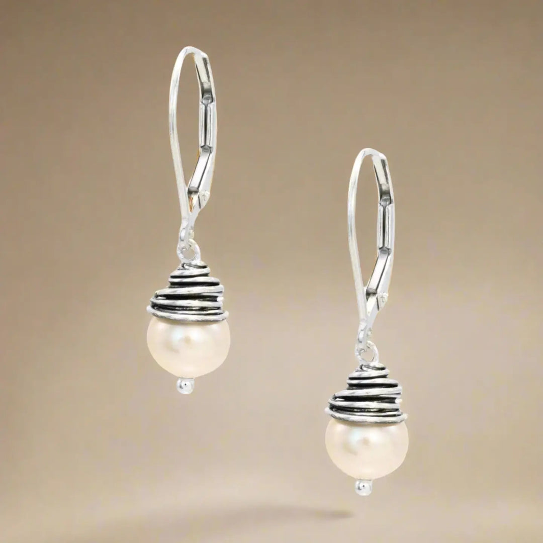 j and i jewelry Jewelry - Earrings Midnight Whisper Pearl Earrings