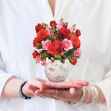 Load image into Gallery viewer, FreshCut Paper LLC Greeting &amp; Note Cards Mini Blooming Roses Pop-Up Card Flower Bouquet
