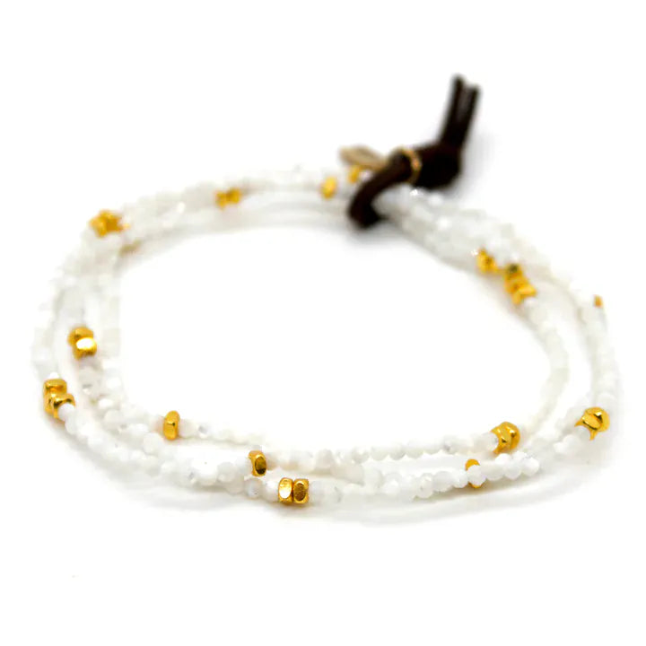 Lizou Mini Faceted Stone Bracelet - Pearl Oyster