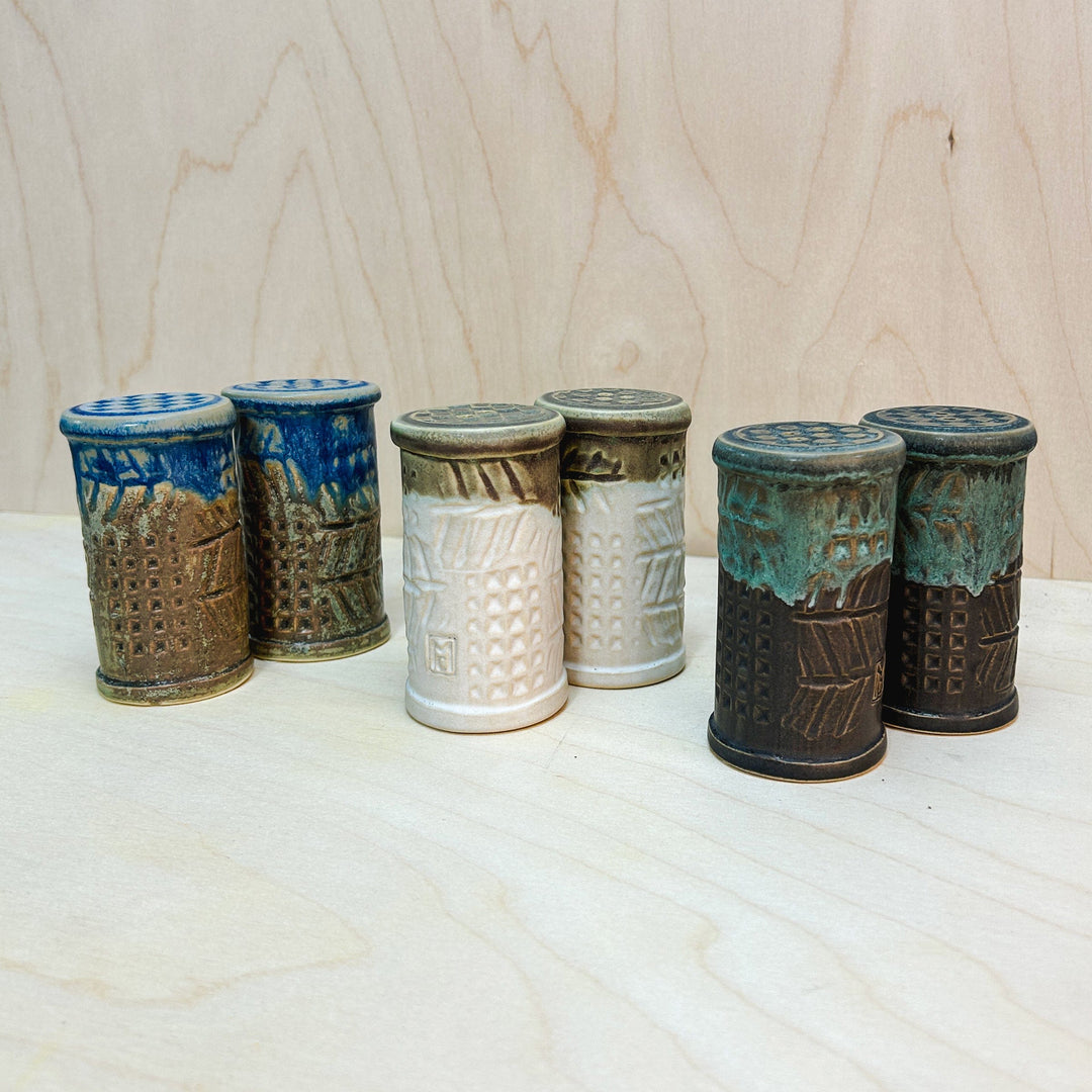Spooner Creek Home Decor - Kitchen Gourmet Entertaining Salt & Pepper Shaker Set