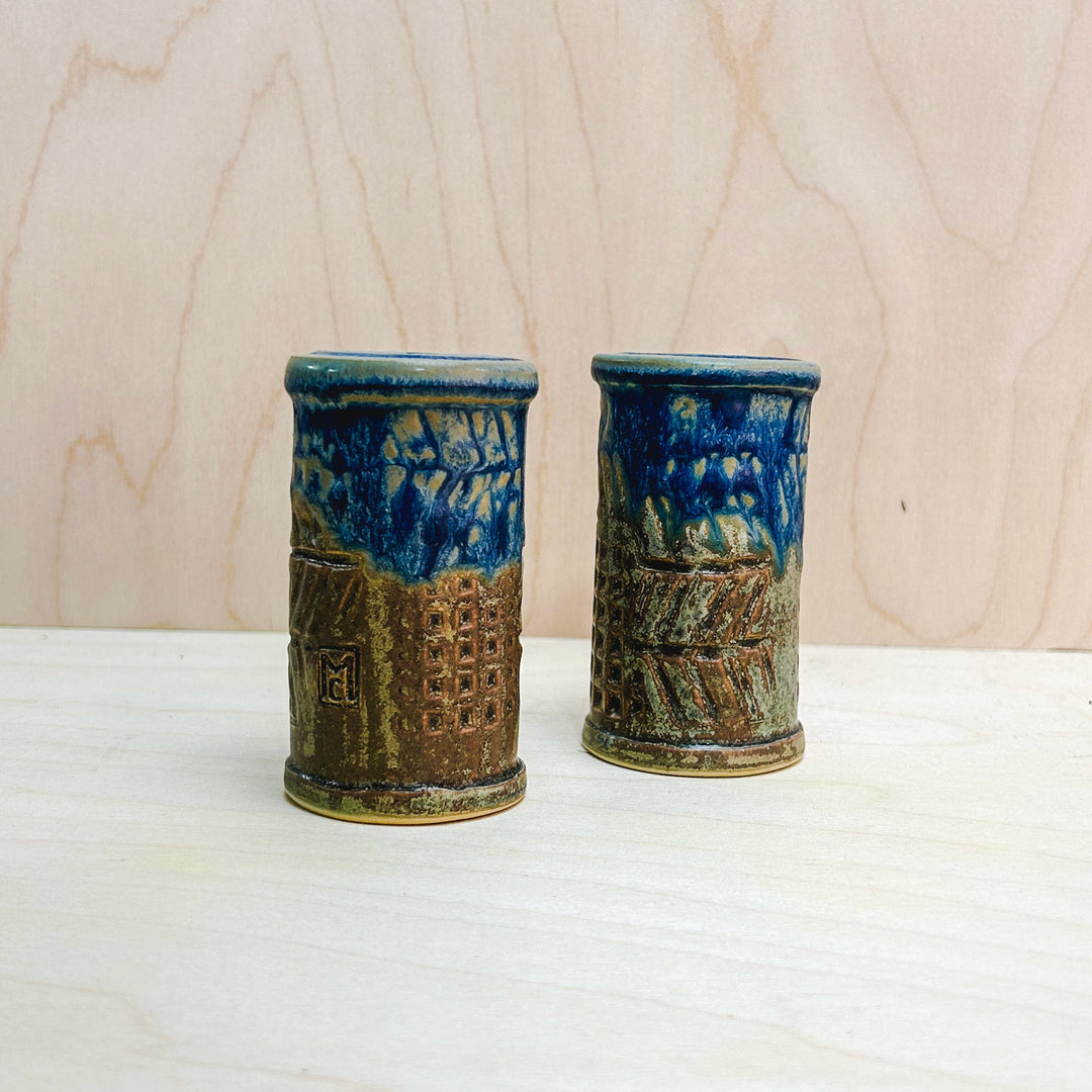 Spooner Creek Home Decor - Kitchen Gourmet Entertaining Olive/Blue Salt &amp; Pepper Shaker Set