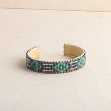 Load image into Gallery viewer, Etkie Jewelry Kelly Green Beaded Glass Cuff - Small
