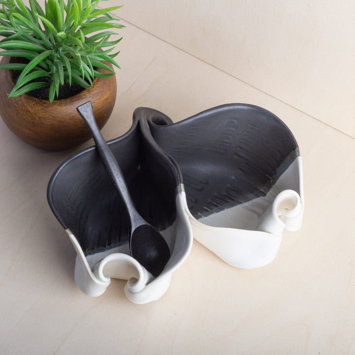 Hilborn Pottery Proudly Handmade in Ontario, CA Black &amp; White Pistachio Dish