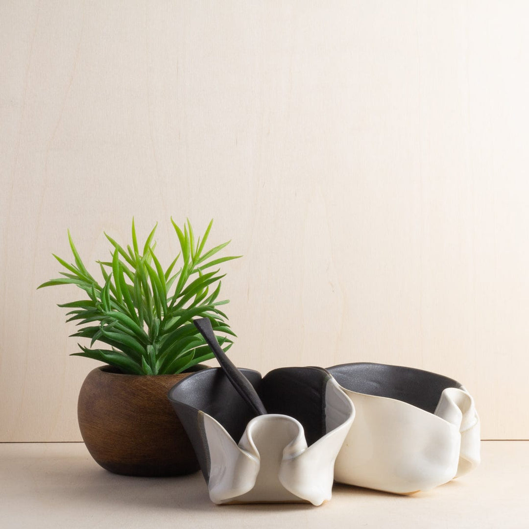 Hilborn Pottery Proudly Handmade in Ontario, CA Pistachio Dish
