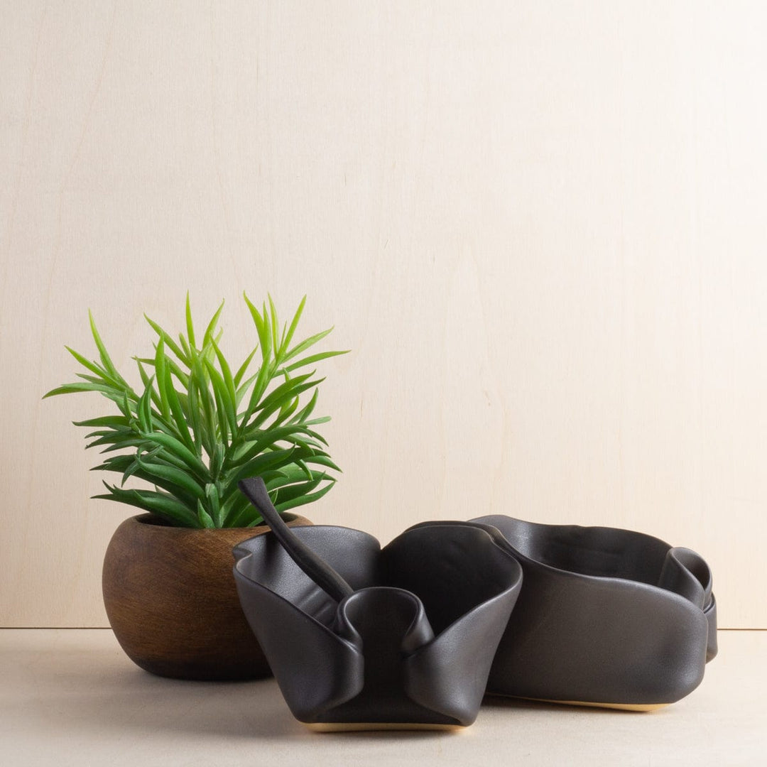 Hilborn Pottery Proudly Handmade in Ontario, CA Pistachio Dish