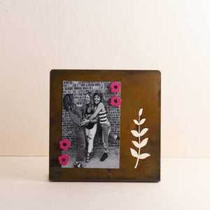 Prairie Dance Tall Botanical Magnetic Frame